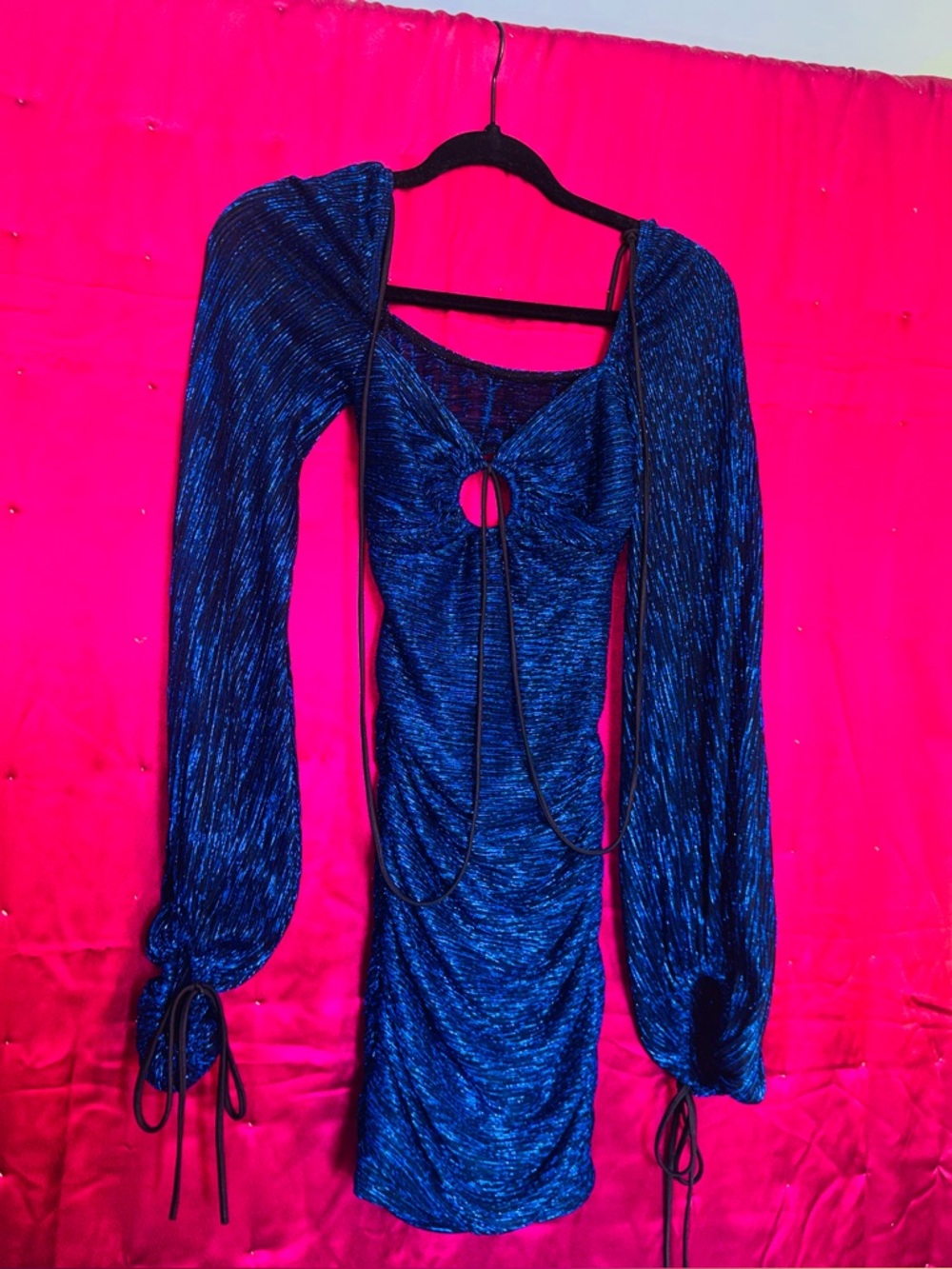 👑 Lucy in the Sky Size Xs Metallic Royal Blue Long-Sleeve Cutout Mini Dress